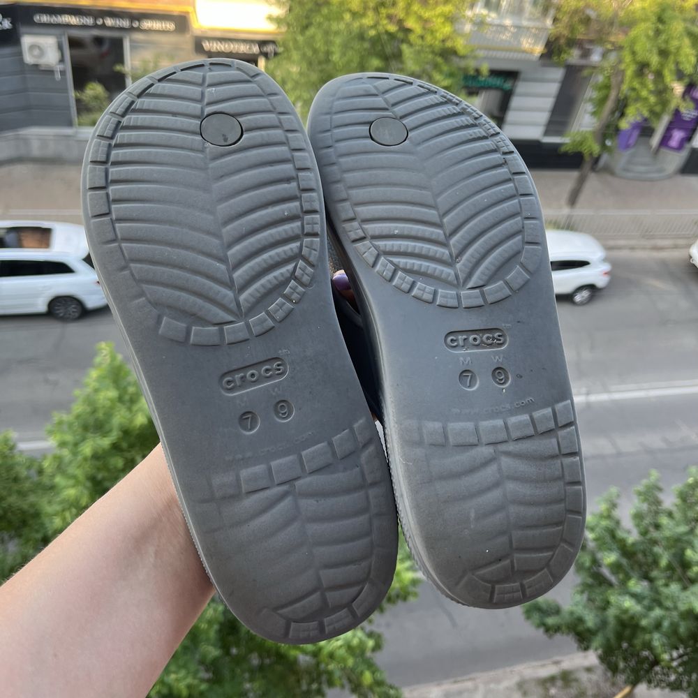 Crocs m7 w9 шлёпанцы вьетнамки мужские  кроксы на стопу 25,5 см