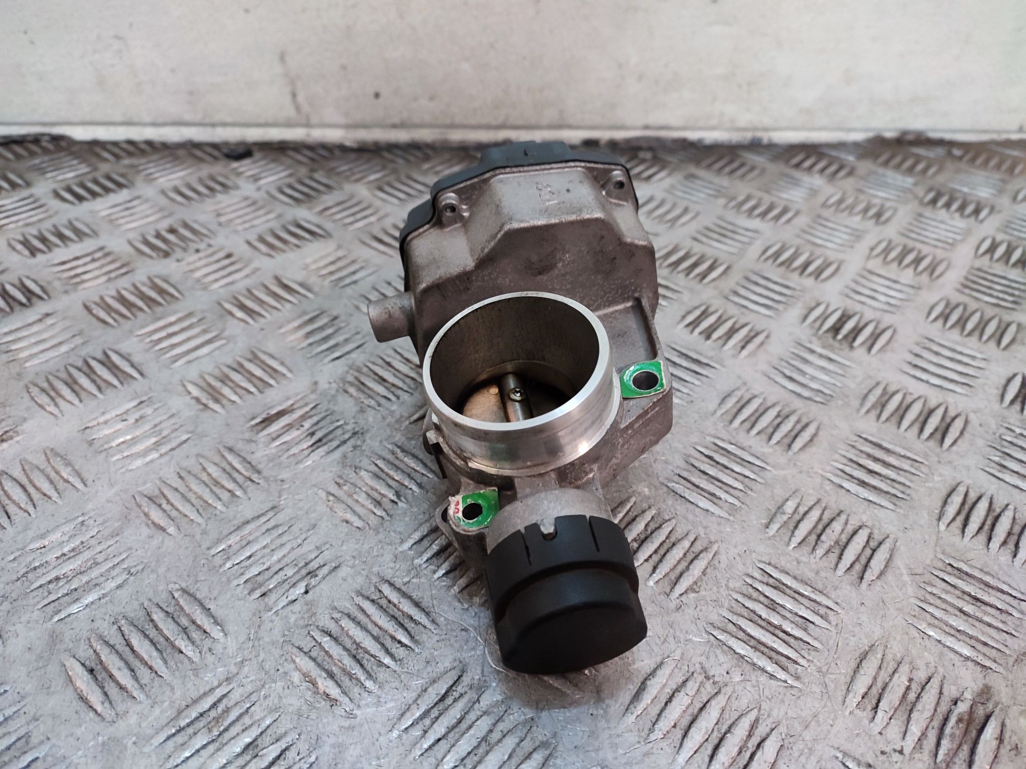Renault Laguna II 2.0T 2.0 Turbo przepustnica powietrza