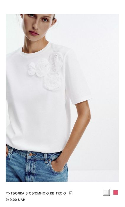Футболка з обʼємними квітами, Zara