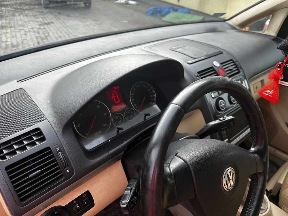 Volkswagen  Touran 1.9 TDI