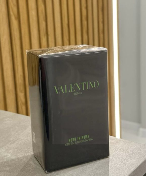 Пафруми, духи Valentino Born in Roma Green Stravaganza 100ml