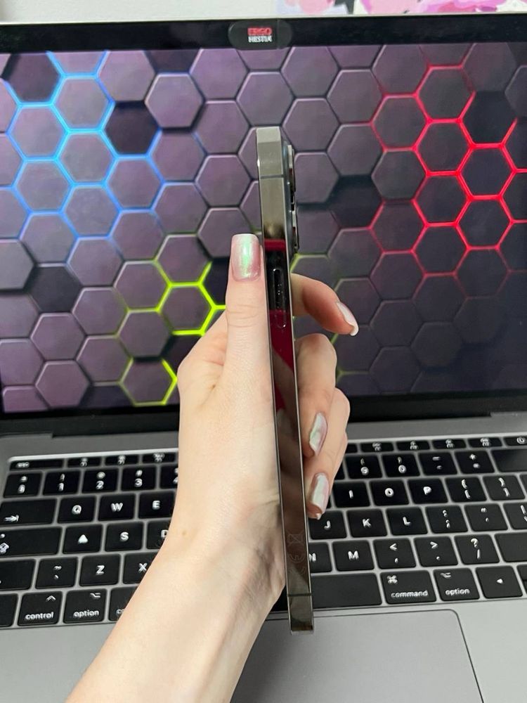 IPhone 13 Pro Max 256 Gb Neverlock гарний стан