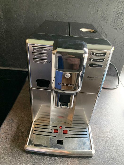 Ekspres do kawy automatyczny Saeco Incanto Delux hd8921 15Bar