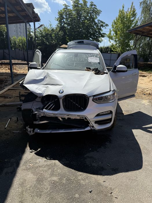 Розборка BMW g20 g06 g01 g02 ф48 U11 двері крила кузов