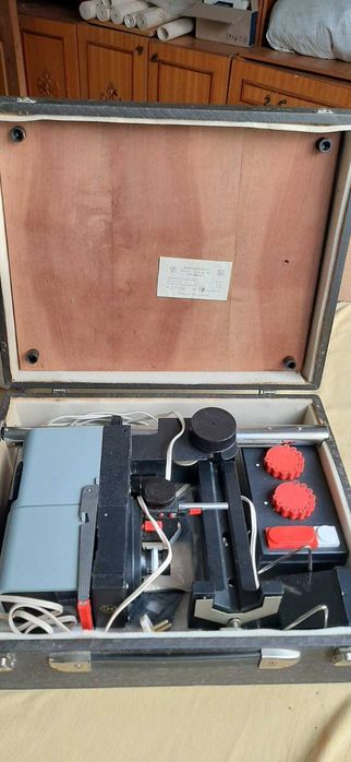 Фотоувеличитель УПА 725 + реле Изохрон Ц в хорошем сост