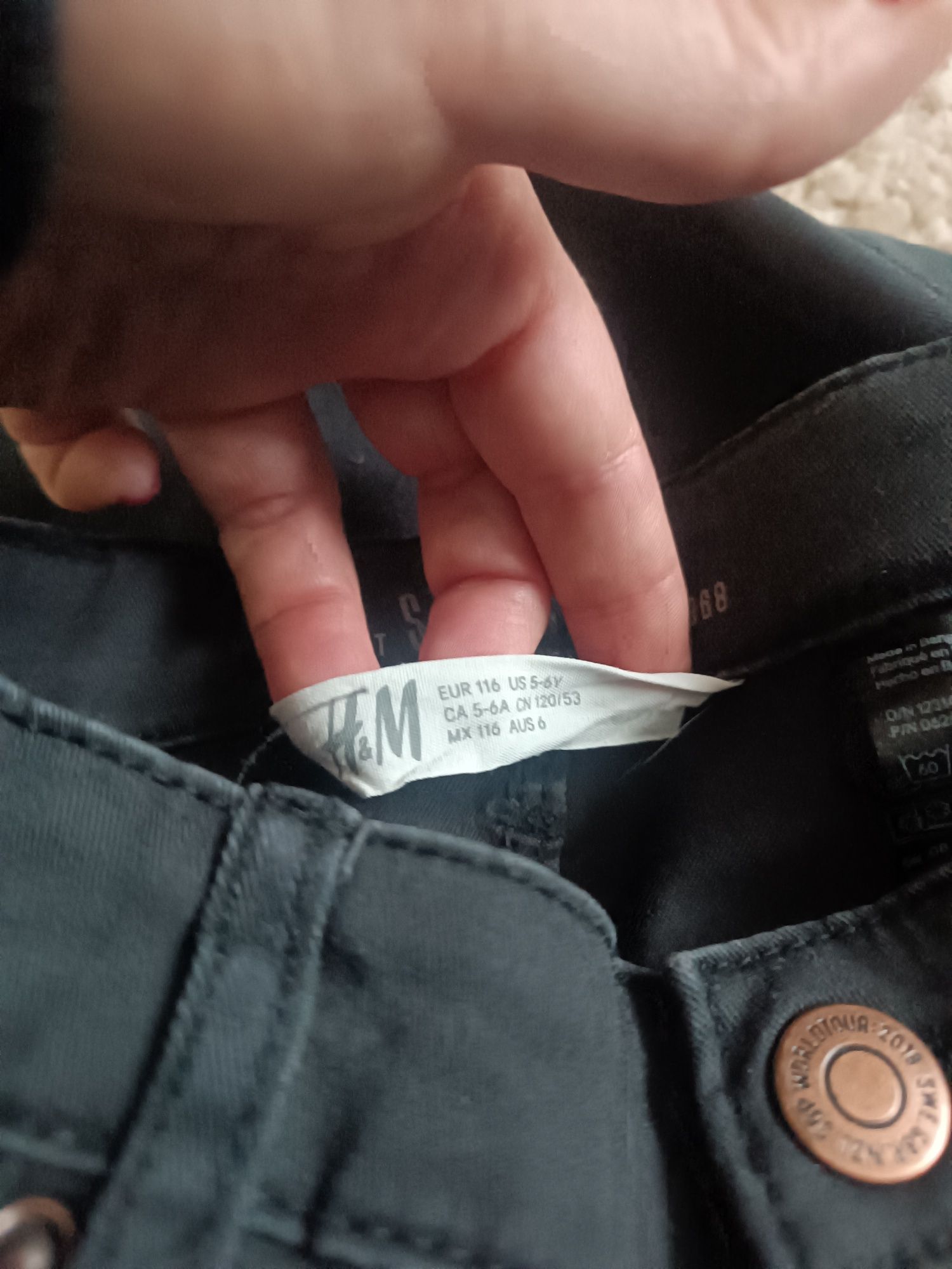 Spodnie slim H&M czarne 116