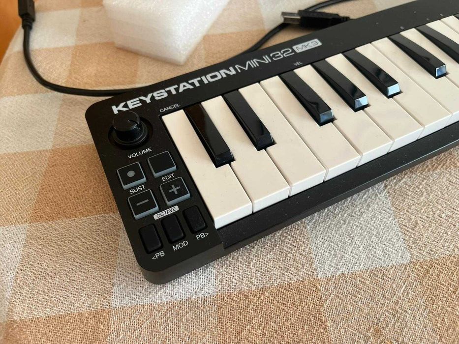 Teclado Controlador M-Audio Keystation Mini 32 MK3 como novo