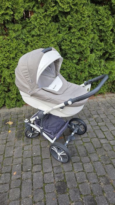 Wózek 3w1 Bebetto Tito z fotelikiem Maxi Cosi