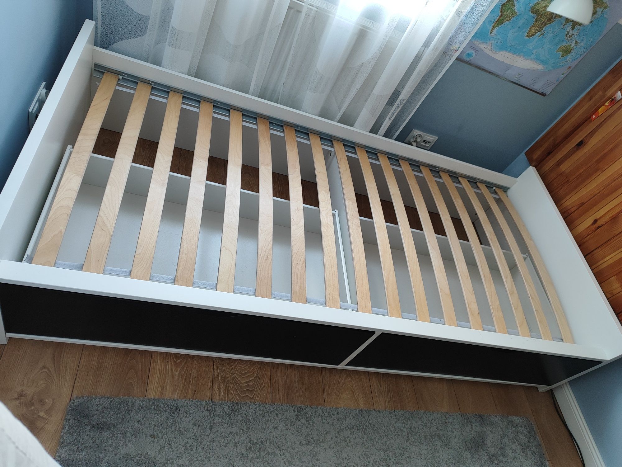 Łożko IKEA o nazwie Flaxa 90x200