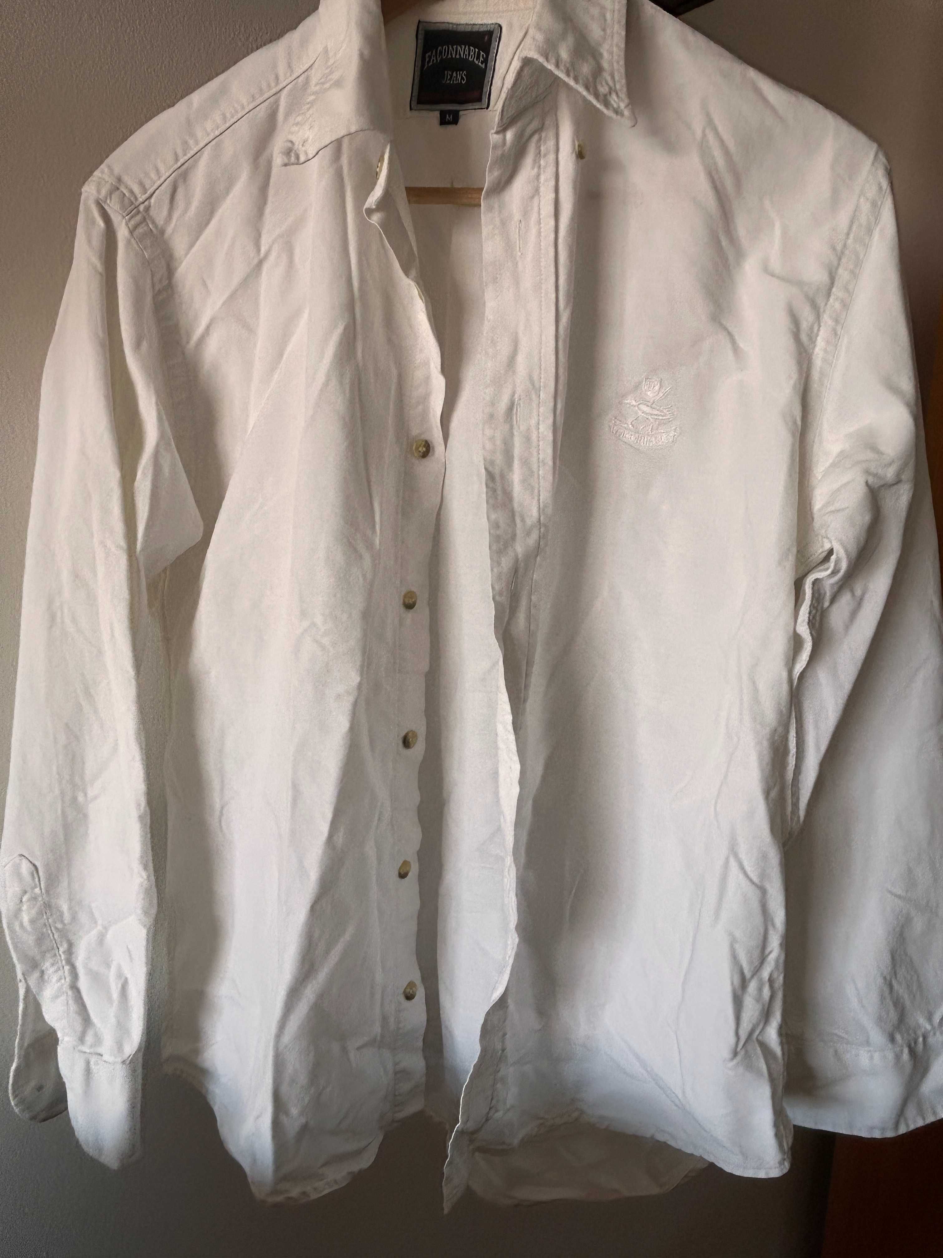 Lote de roupa de homem