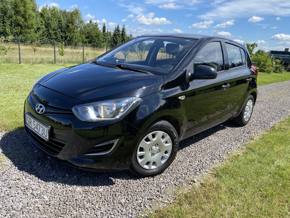 Hyundai i20 lift klima aux komputer super stan