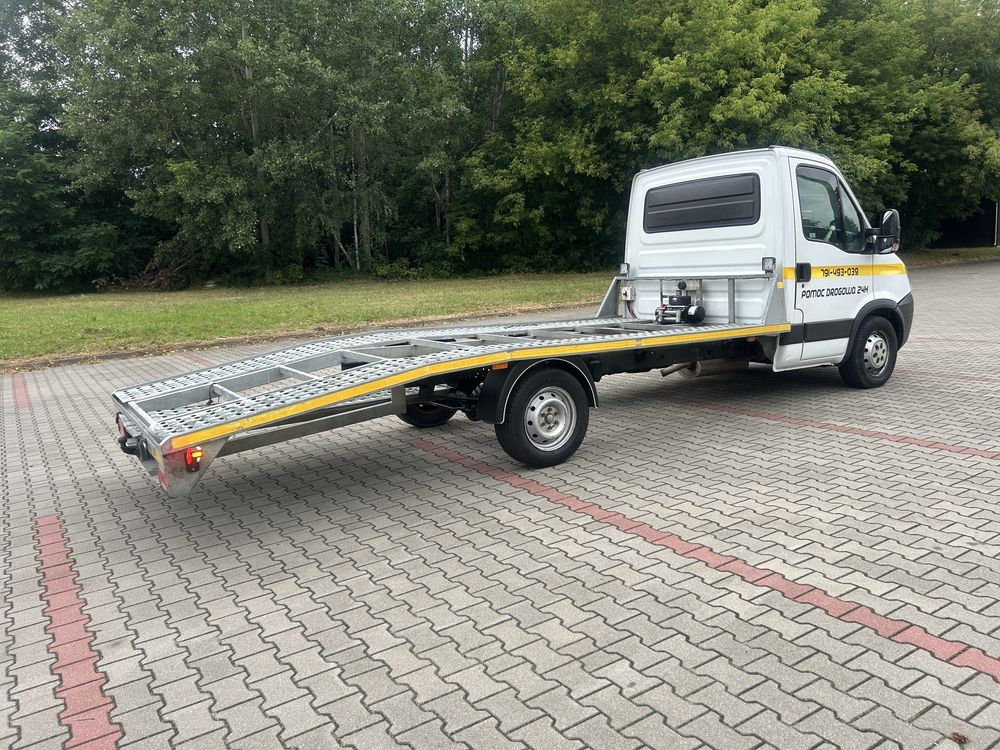 Iveco Daily 2.3HPI 35S11 2011r Autolaweta Pomoc Drogowa Najazd