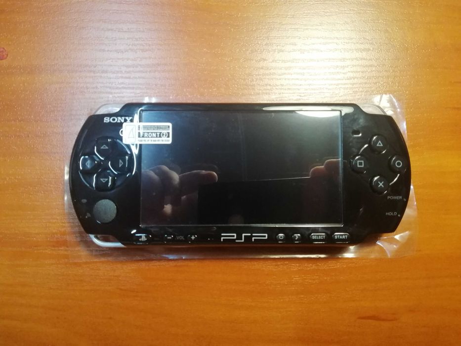 Sony PlayStation Portable (PSP) моделі PSP-3008