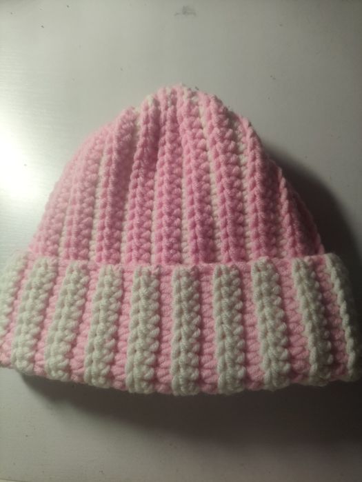 Czapka na szydełku beanie