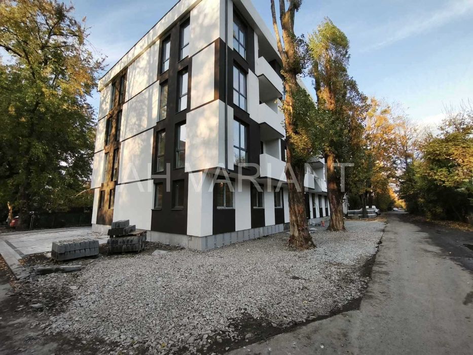 Продається однокімнатна квартира, вул. Тихого 11    Код: 37002