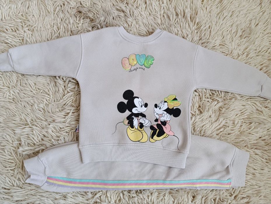 Костюм теплий на флісі на 4 роки