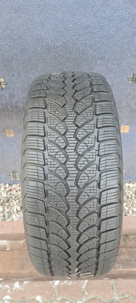 Opona Zimowa Bridgestone 225/50/17 RSC 8.1MM 1719 Blizzak LM-32 94H