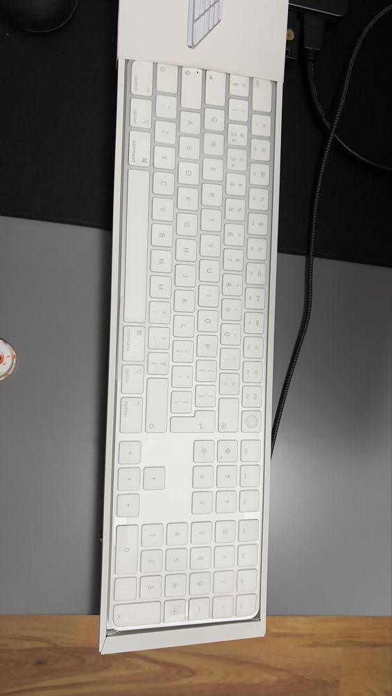 Apple Magic Keyboard Touch ID & Trackpad