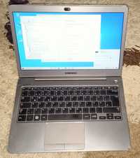 Samsung  530U3C Ultrabook -i5 -13,3 cala