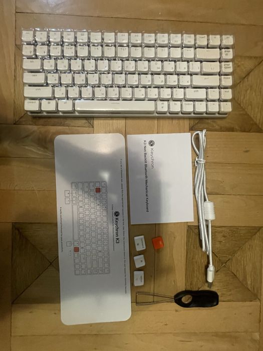 Клавіатура Keychron k3 в гарному стані