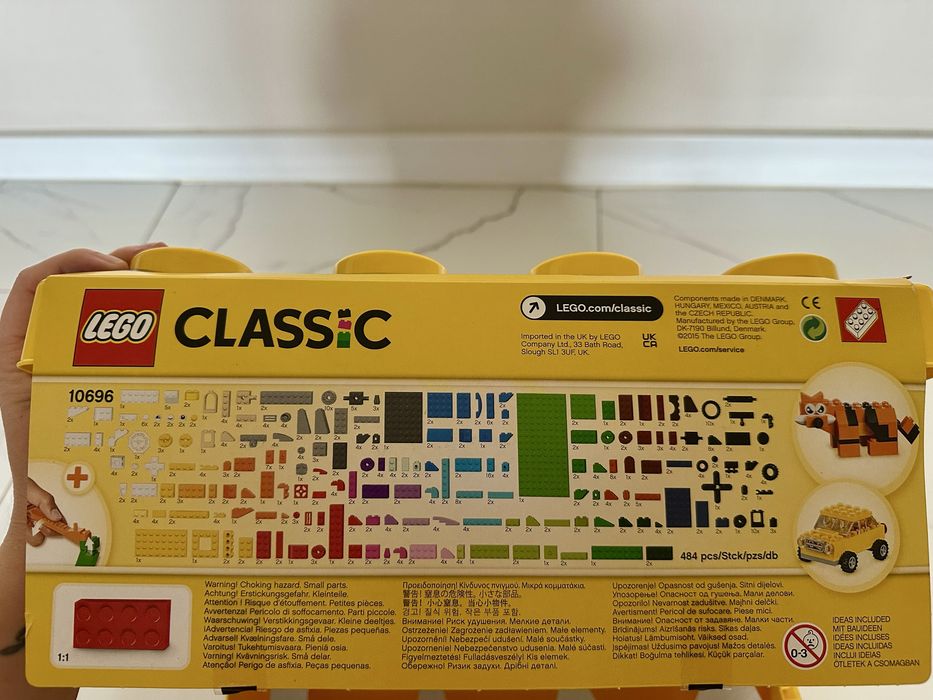 Duży zestaw klocków z pojemnikiem Lego Classic 10696 / 484 elementy