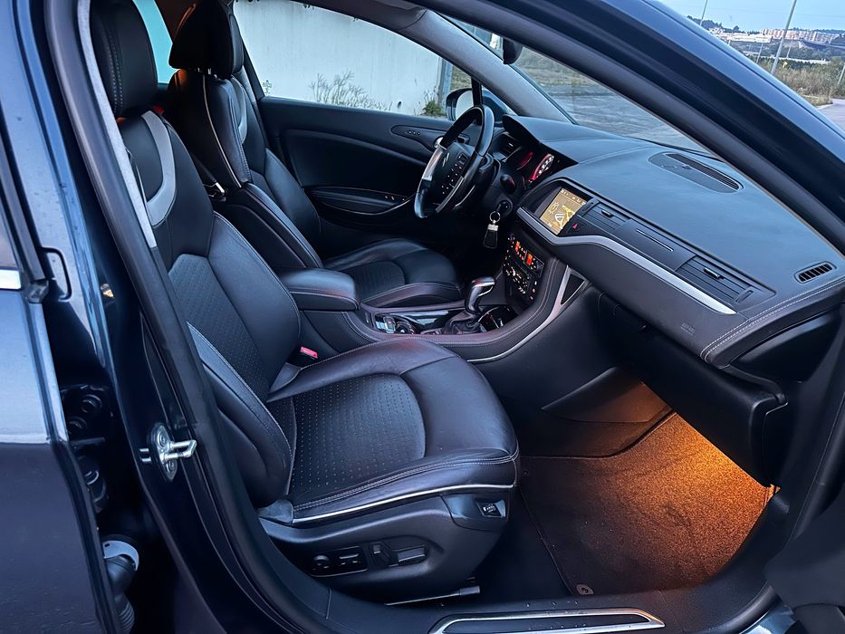 Citroën C5 Tourer 2.2 HDi Exclusive - 2013 - Excelente Estado
