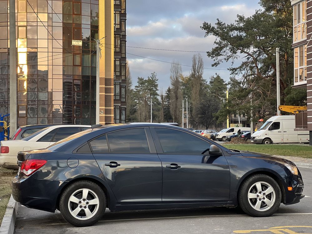 Продається Chevrolet Cruze 2015, автомат, ГБО, Чернігів.