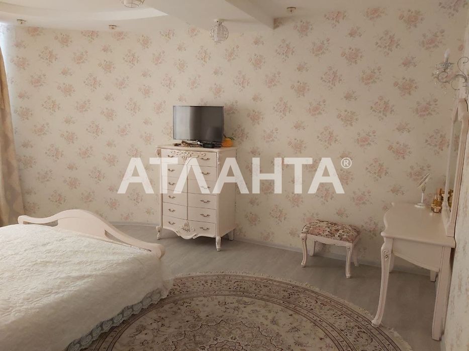 3 комн дом с ремонтом участок 10 соток Лески