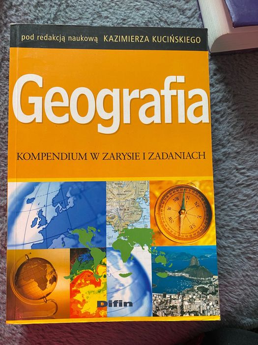Książka do geografii K. Kuciński