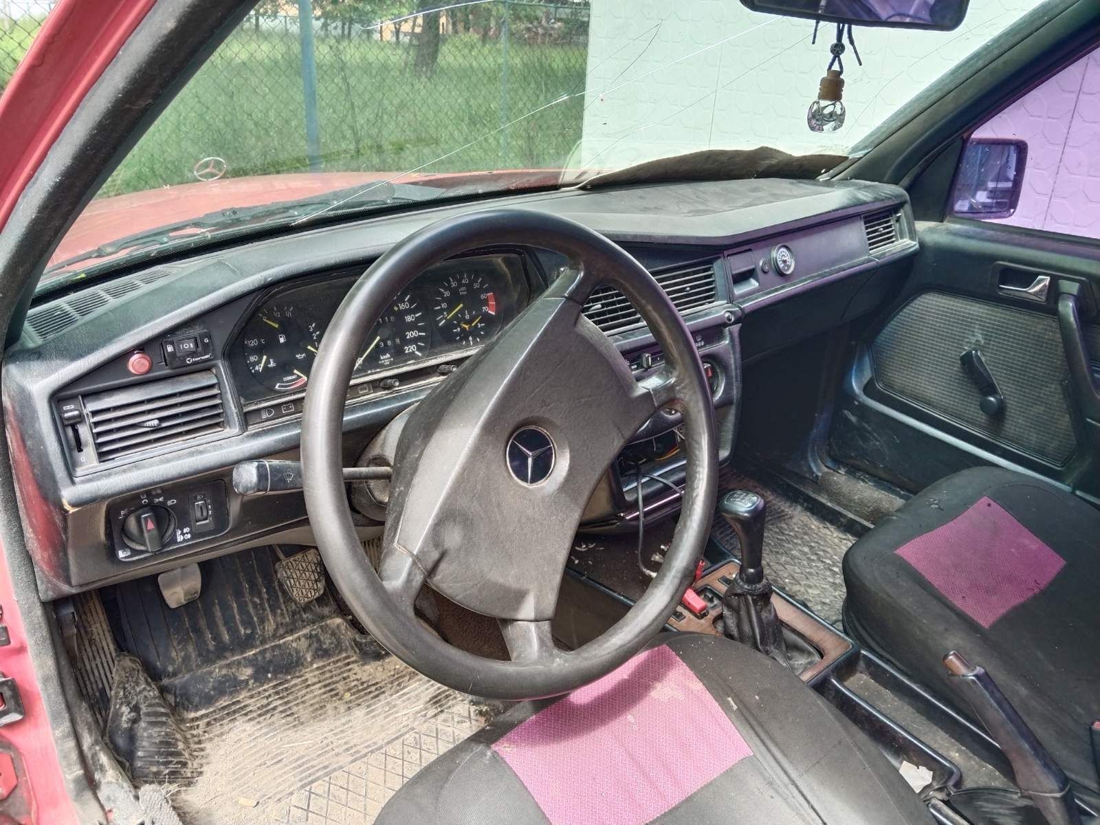 Продам Мерседес 190