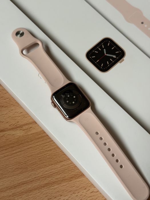 Apple Watch Series 6 40 mm Gold