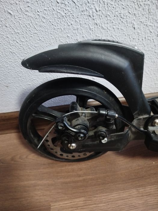 Продам самокат. Itrike D-max 9.