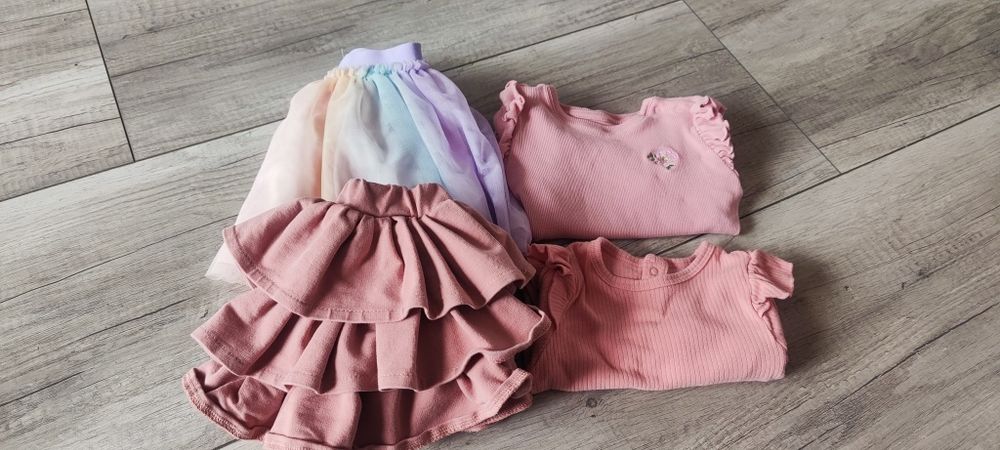 Zestaw ubrań dla dziewczynki 80 cm