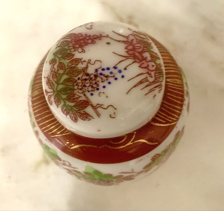 pote asiático (ginger jar)