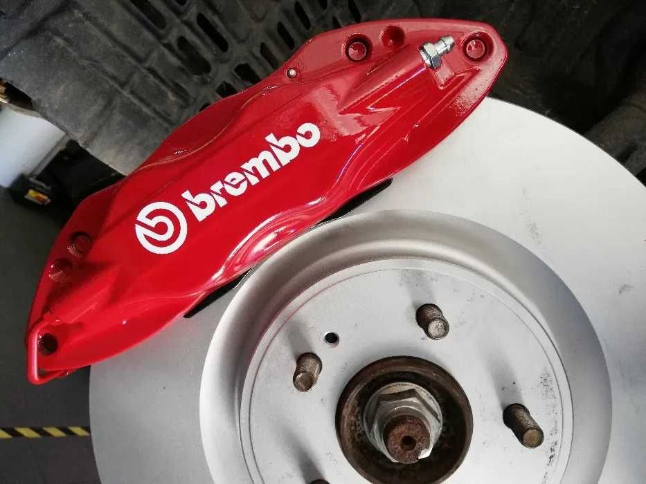 Regeneracja naprawa malowanie zacisków hamulcowych