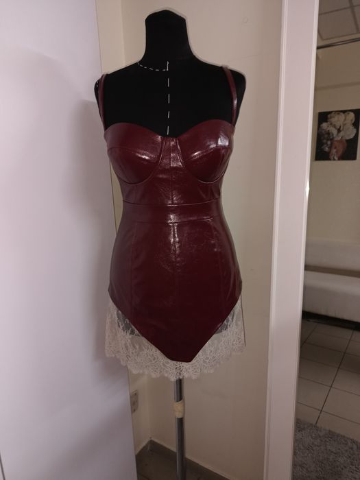 Пошив одягу. Ремонт одягу. Швачка