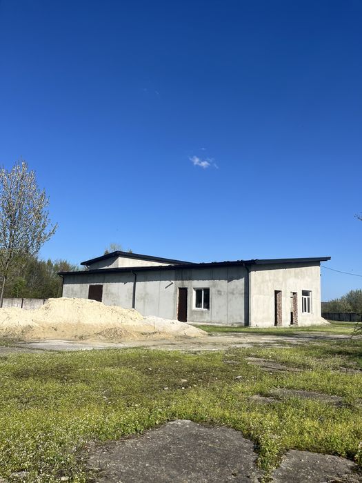 Продається дуже терміново!!!комерційне приміщення