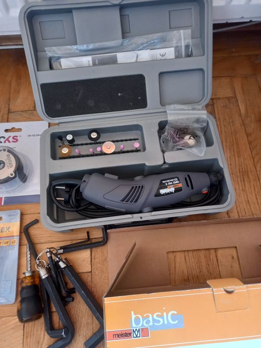 Mała wiertarka 140 W