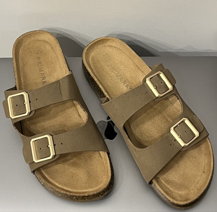 Шльопанці Primark