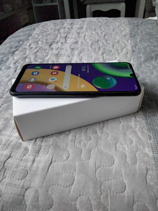 Samsung galaxy M21 w bardzo dobrym stanie