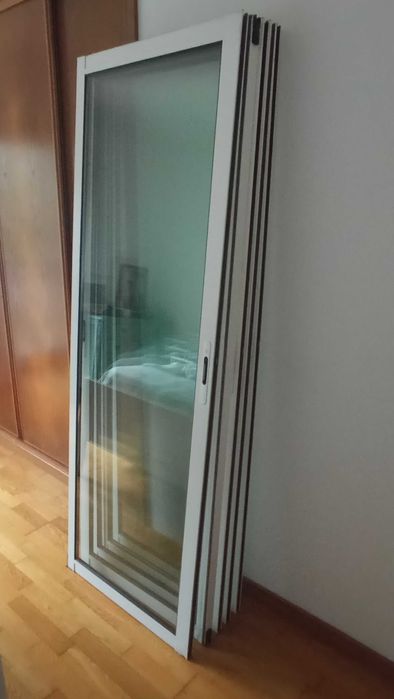 Janelas de alumínio, 205 x 140cm, vidro duplo