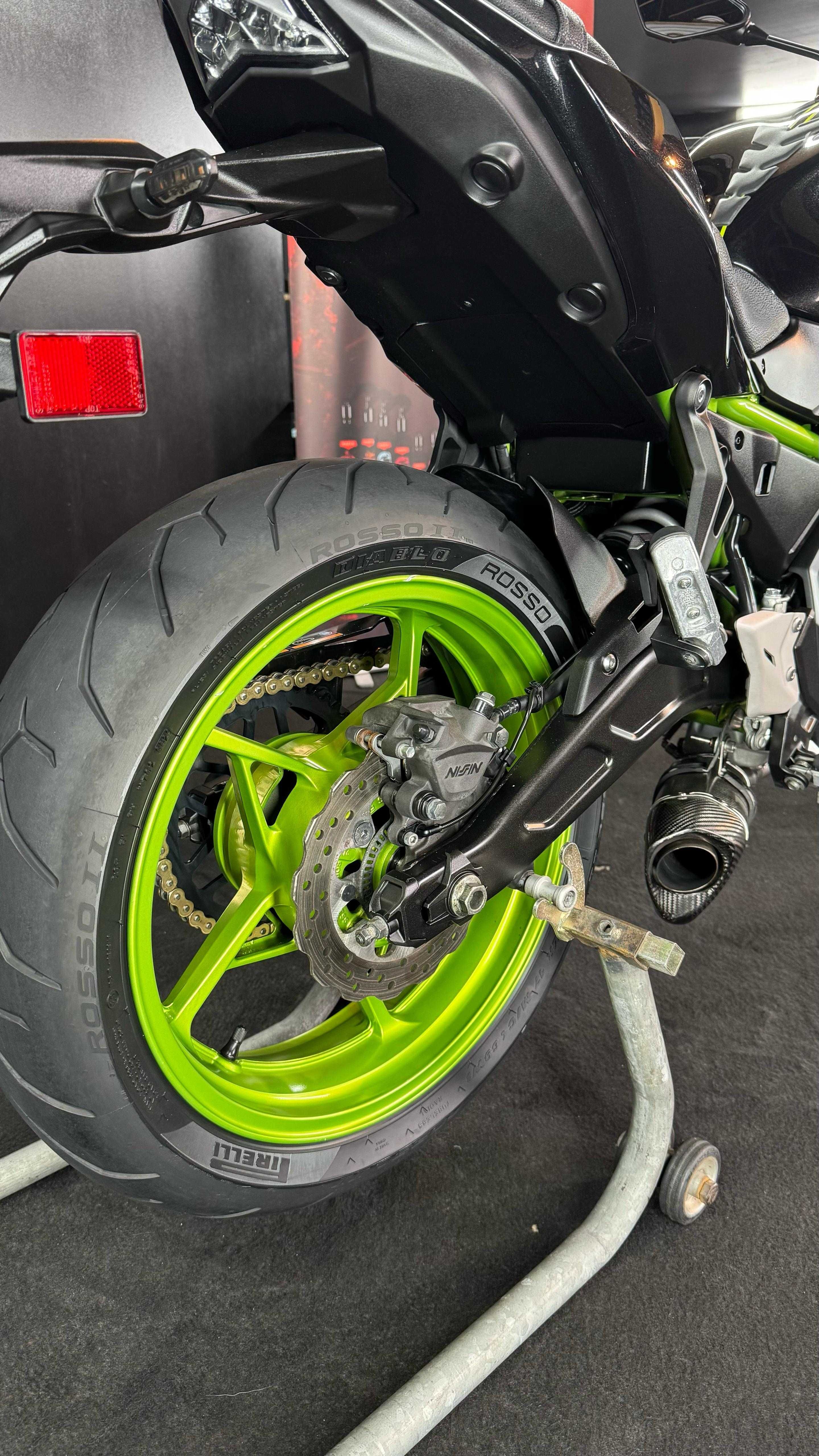 KAWASAKI Z650 ACEITAMOS RETOMAS