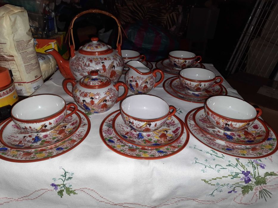 Сервіз чайний вінтажний з гейшами на 6 персон