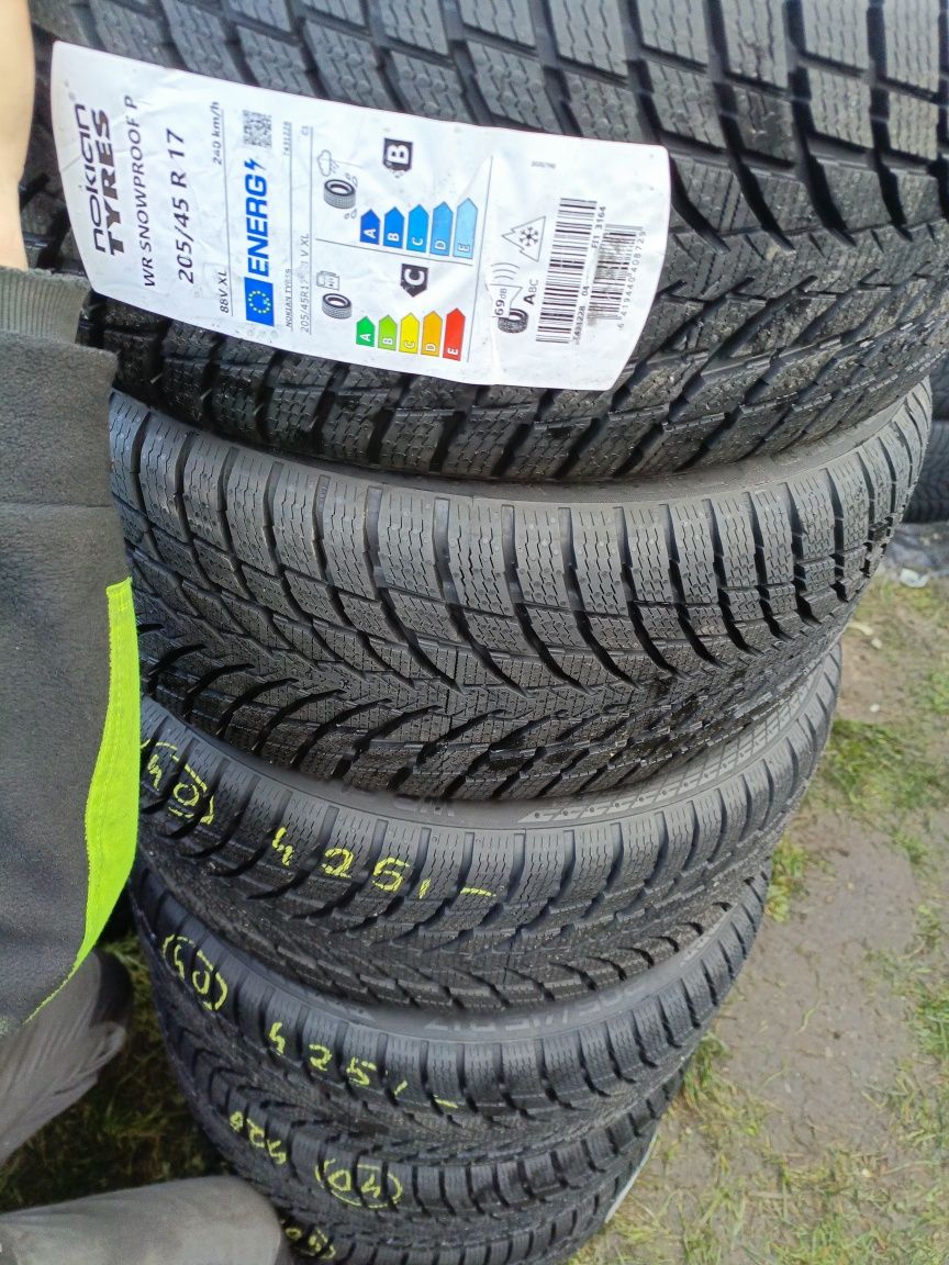 Nowe opony zimowe 205/45/17 Nokian 6 sztuk 2024r