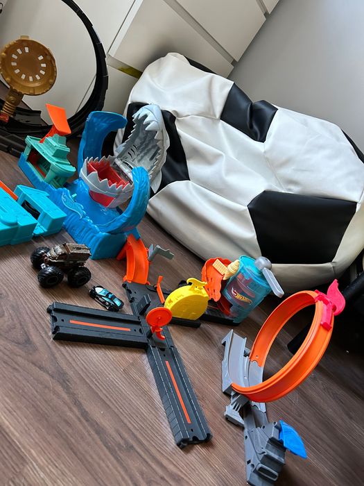 Tory hoteheels dla chłopca