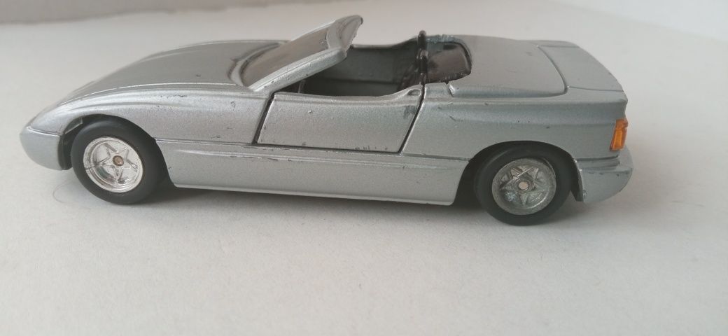 Mc toy BMW z1 w skali 1/42