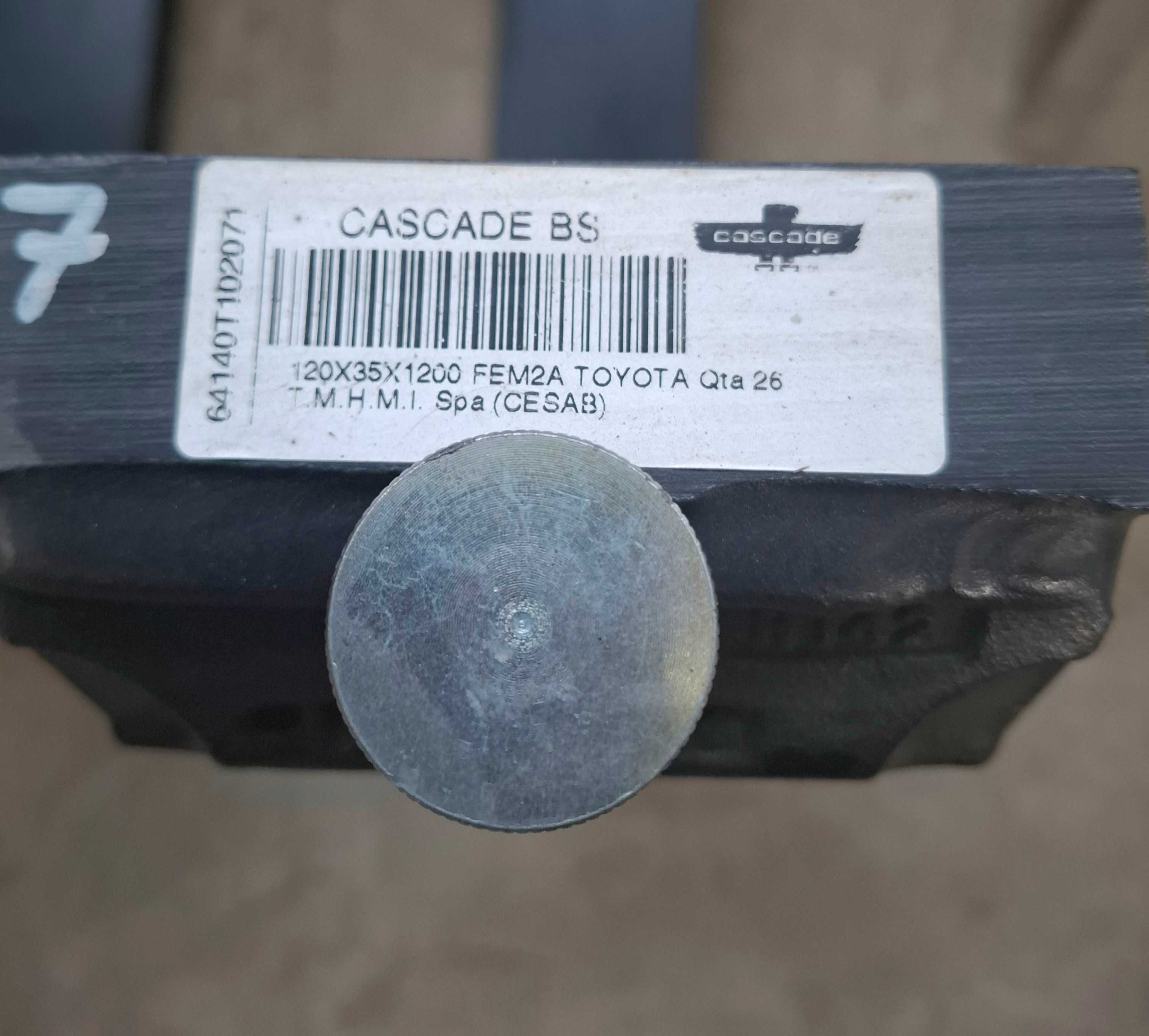 Wózek widłowy TOYOTA 8FG25