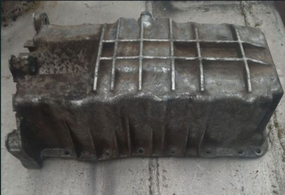 Піддон масляний .