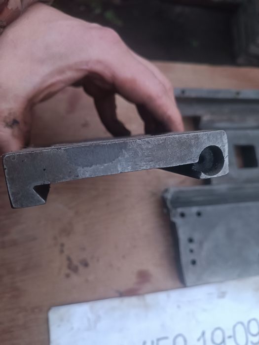 Супорт і поперечна планка токарний станок ТВ 4 6