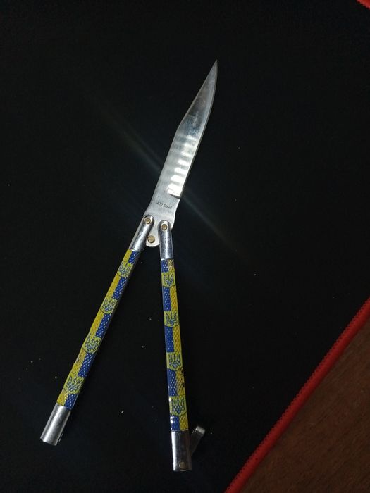 Новий ножик бабочка